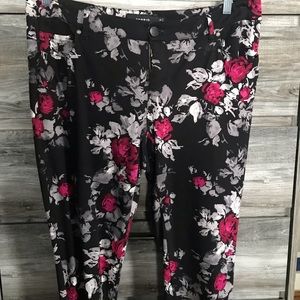 Black Floral Torrid Crop Ponte Pant 18 R